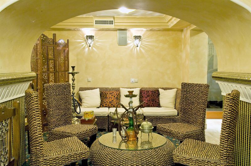 Vízipipa és teasarok