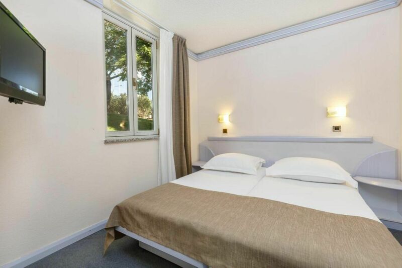 Kétágyas gazdaságos szoba