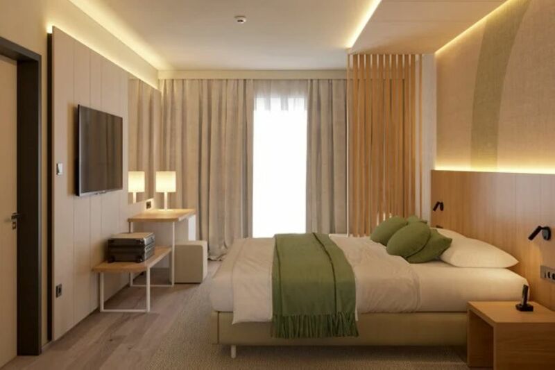 2+3 ágyas parkra néző balkonos szoba összekötő ajtóval (látványterv)