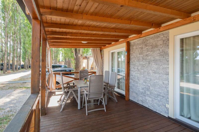 6+2 fős Relax mobilház (3-4. sor)