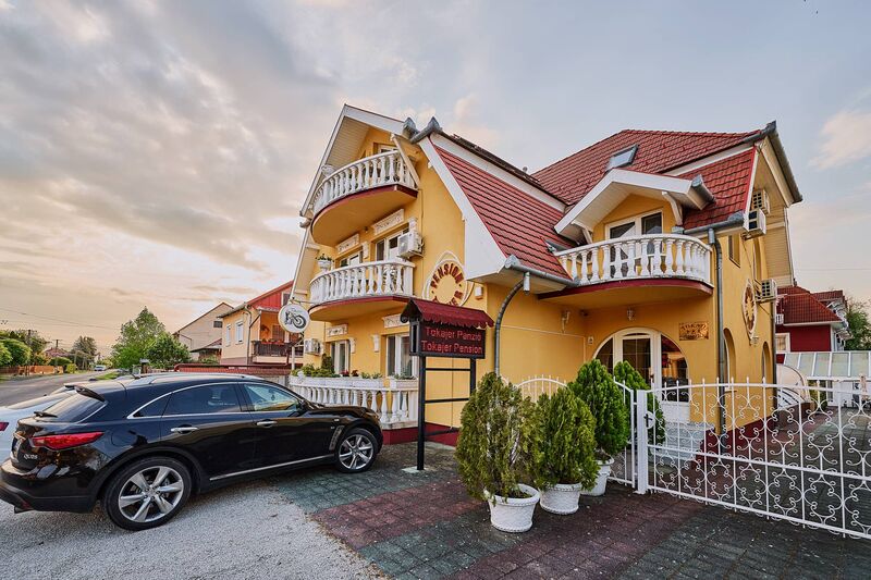 Tokajer Wellness Panzió