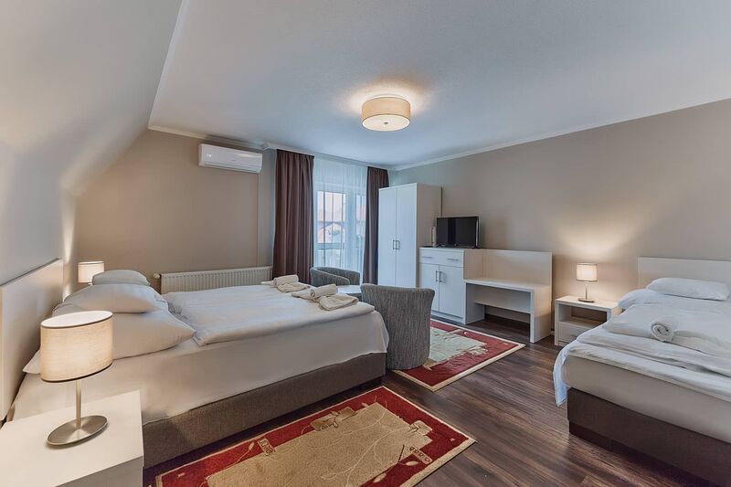 Családi ötágyas szoba