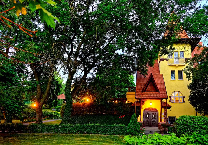 Fried Kastély*** Hotel