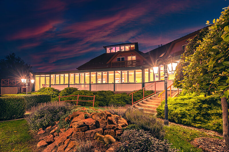 Mártoni Csárda és Fogadó