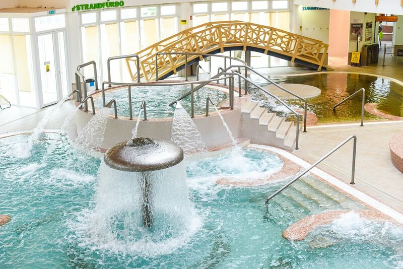 Kamilla Gyógy-, Termál- és Strandfürdő - élménymedence