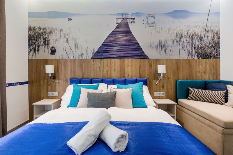 Földszinti franciaágyas szoba