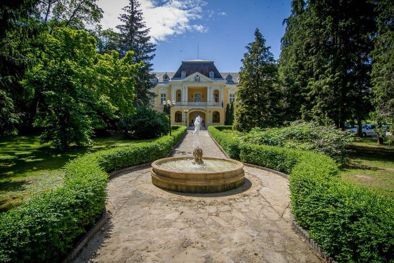 Batthyány Kastélyszálló****