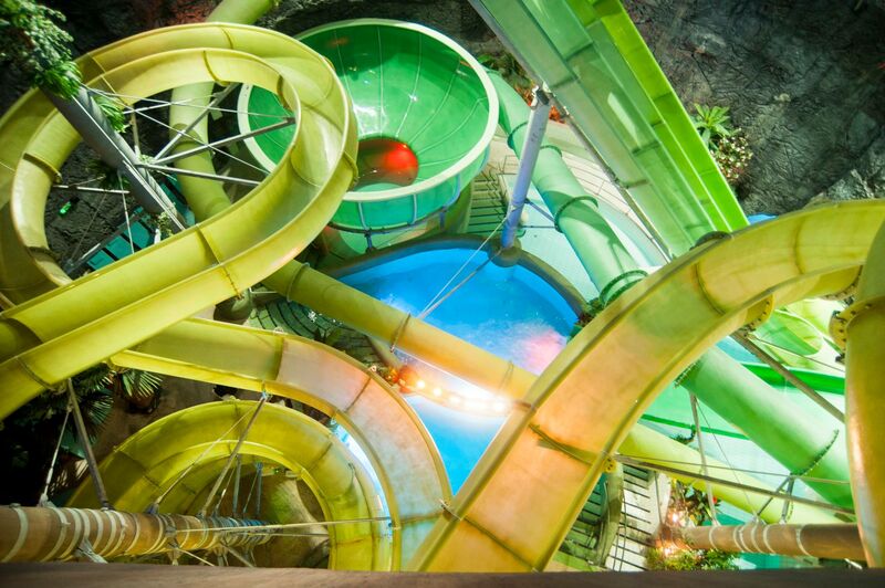 Cascade Barlang- és Élményfürdő - Csúszdatorony