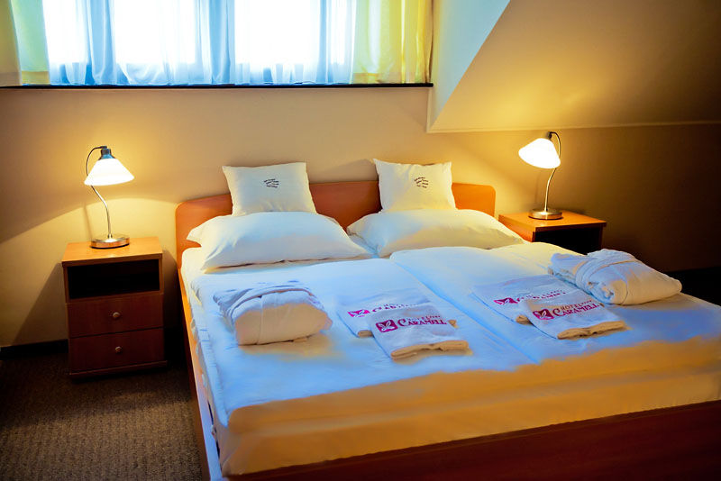 Villa Rosato Apartmanház - Kétágyas szoba