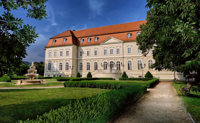 La Contessa Kastélyhotel****