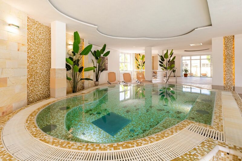 Wellness és fürdőrészleg