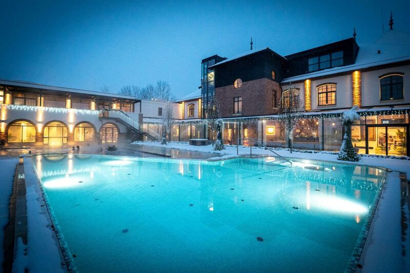 Bordűr Wellness Hotel**** Superior & Szőnyegmúzeum