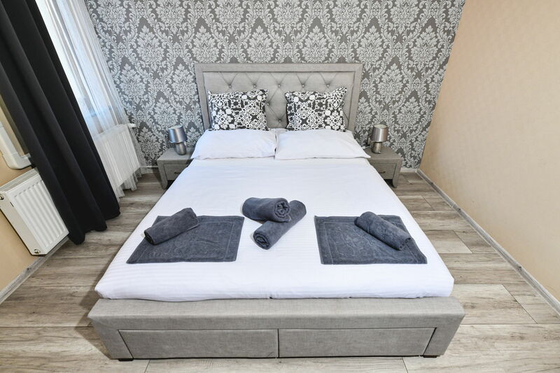 Franciaágyas kétszemélyes szoba