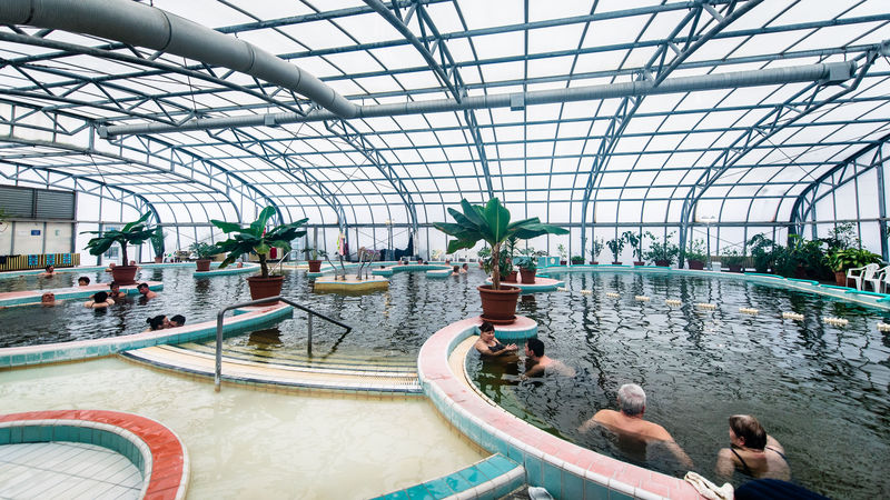 Gyógyfürdő-Cserkeszőlő