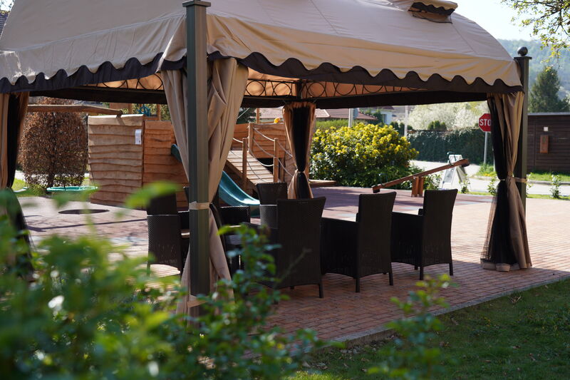 Royal Club Hotel****