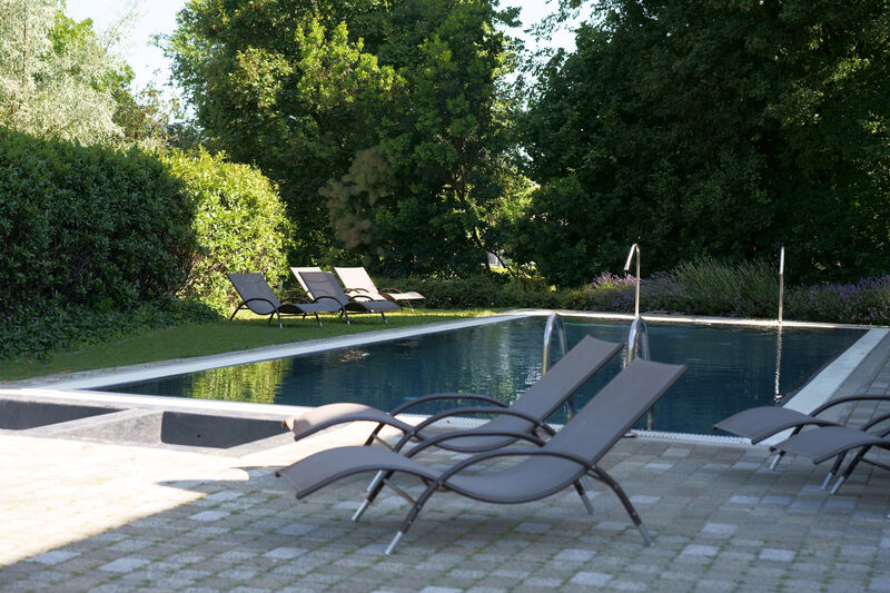 Royal Club Hotel****