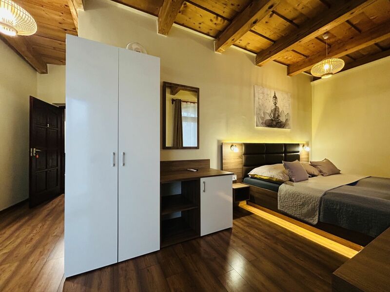 Extra teraszról nyíló franciaágyas szoba