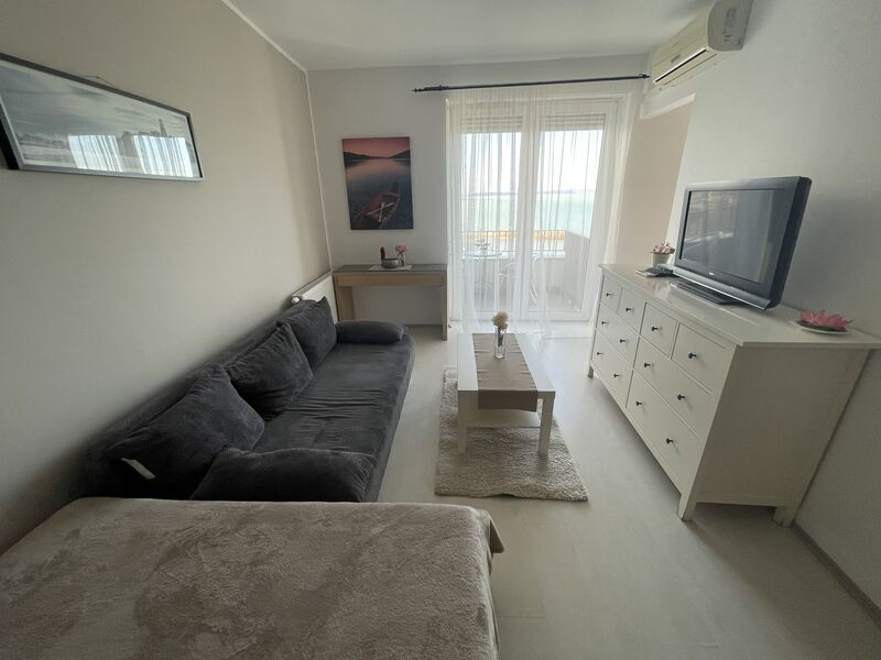 GOLD balatoni panorámás, erkélyes apartman