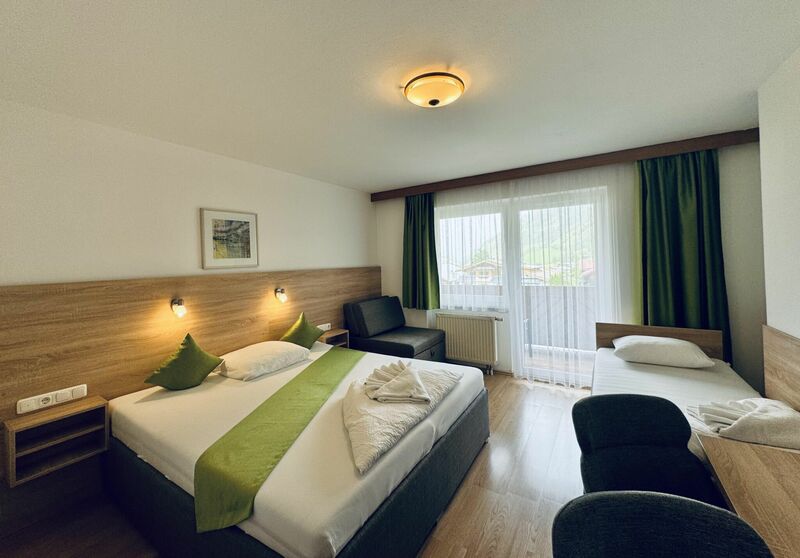 2-4 ágyas északi hegyekre néző Comfort szoba