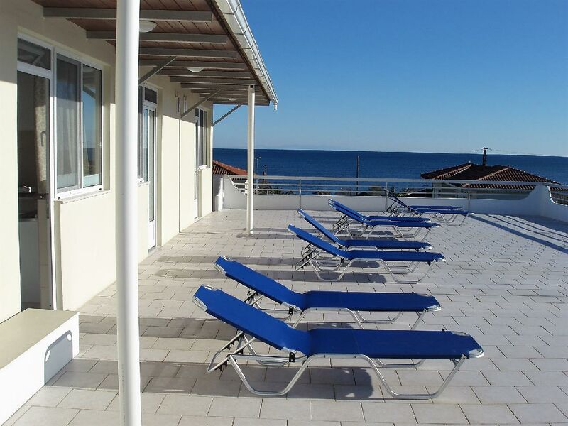 Stratos Apartmanház