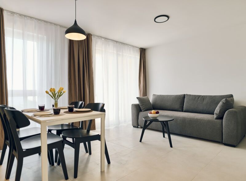 Egy hálószobás 2+2 fős balkonos tenger oldali apartman