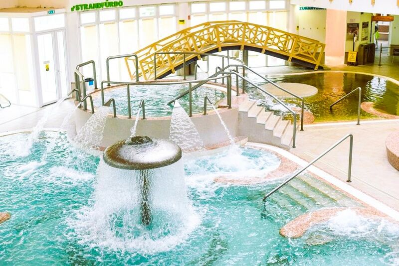 Kamilla Gyógy-, Termál- és Strandfürdő - élménymedence