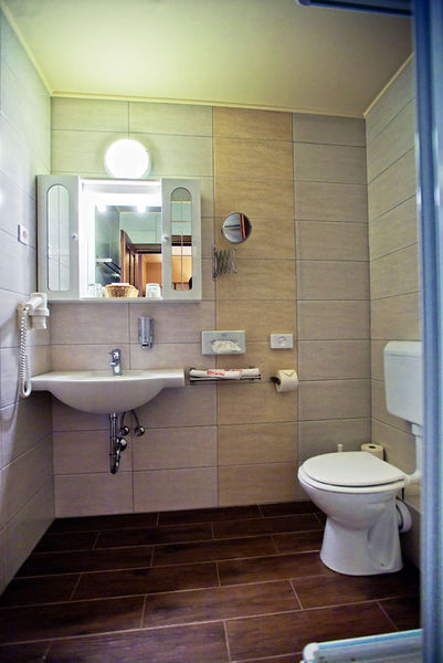 Villa Rosato Apartmanház - Fürdőszoba