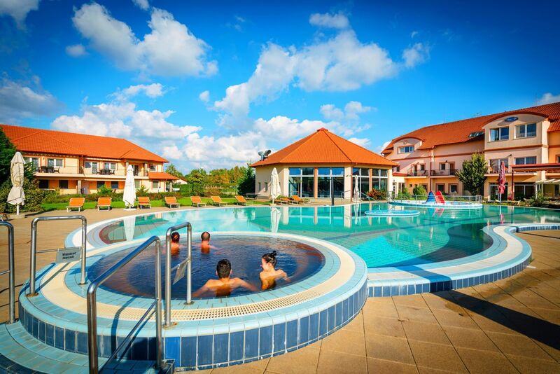 Aqua-Spa**** Konferencia és Wellness Hotel