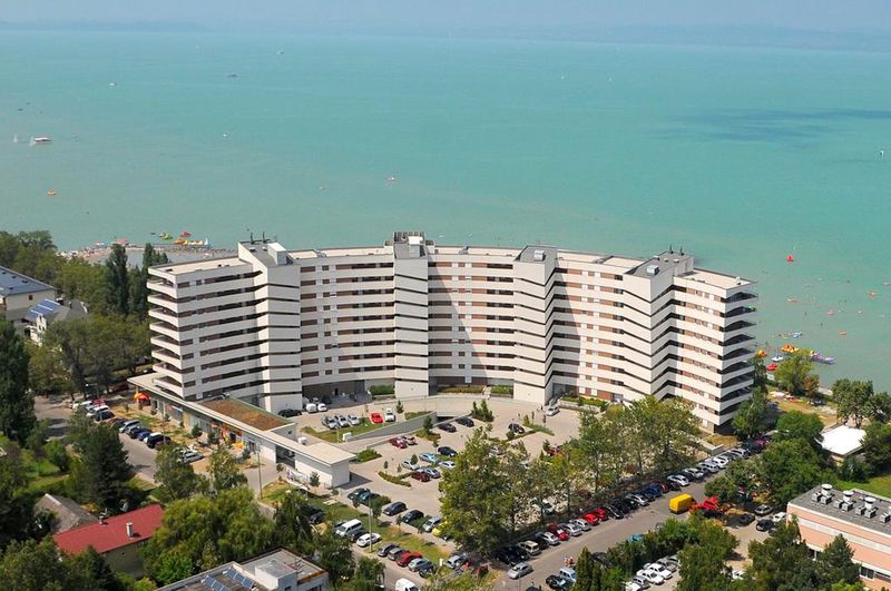 Club 218 Holiday Apartman