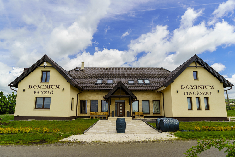 Dominium Pincészet és Panzió
