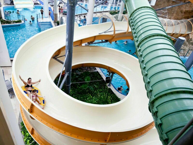 Gyulai Várfürdő - AquaPalota