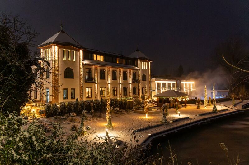 Bordűr Wellness Hotel**** Superior & Szőnyegmúzeum