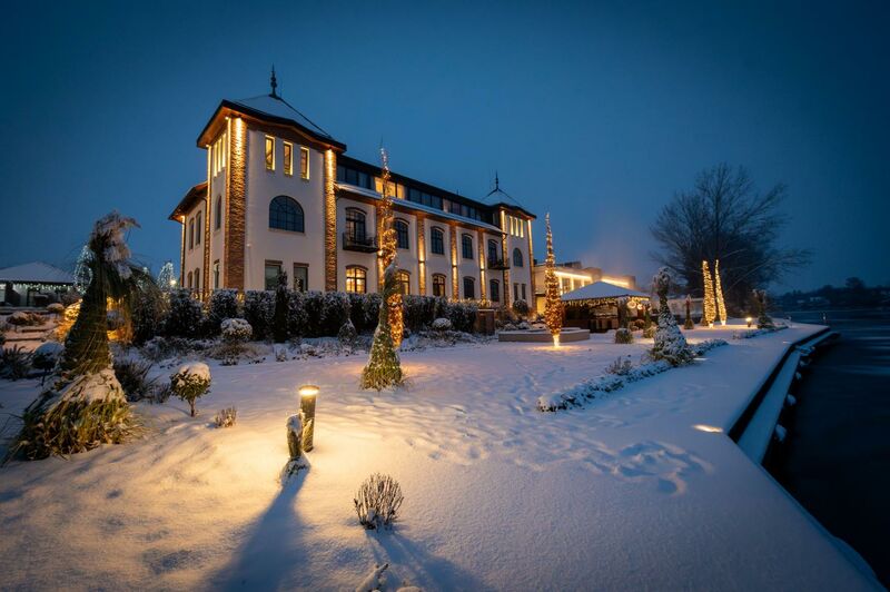 Bordűr Wellness Hotel**** Superior & Szőnyegmúzeum