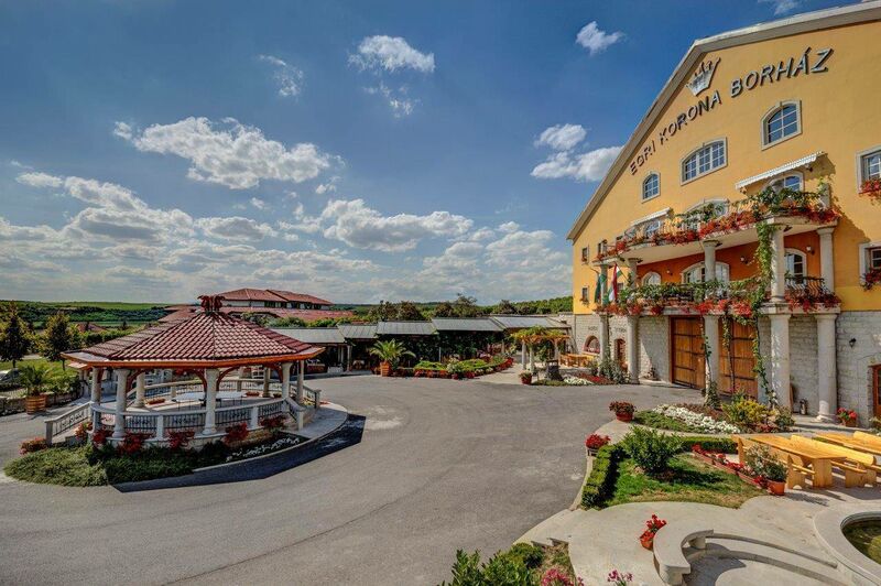Egri Korona Borház és Wellness Hotel